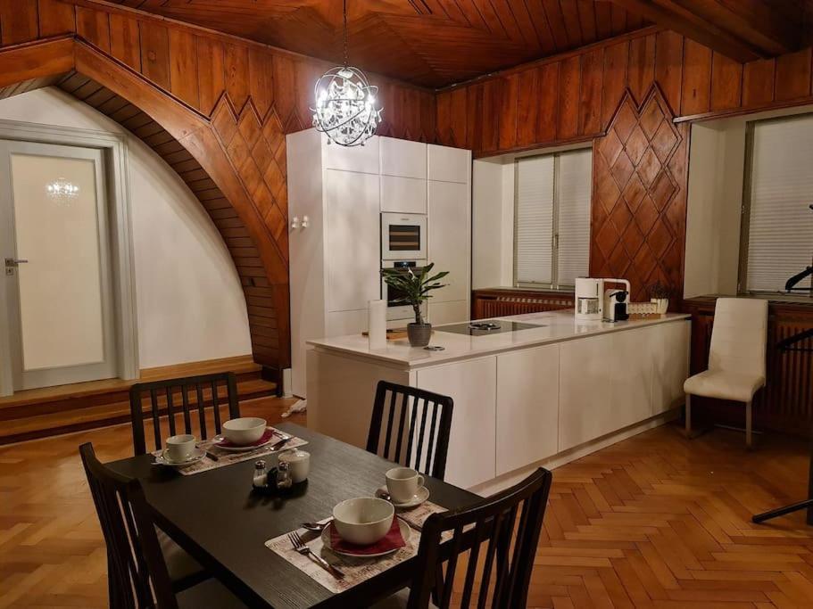 Appartements In Schoner Burganlage イェーナ エクステリア 写真