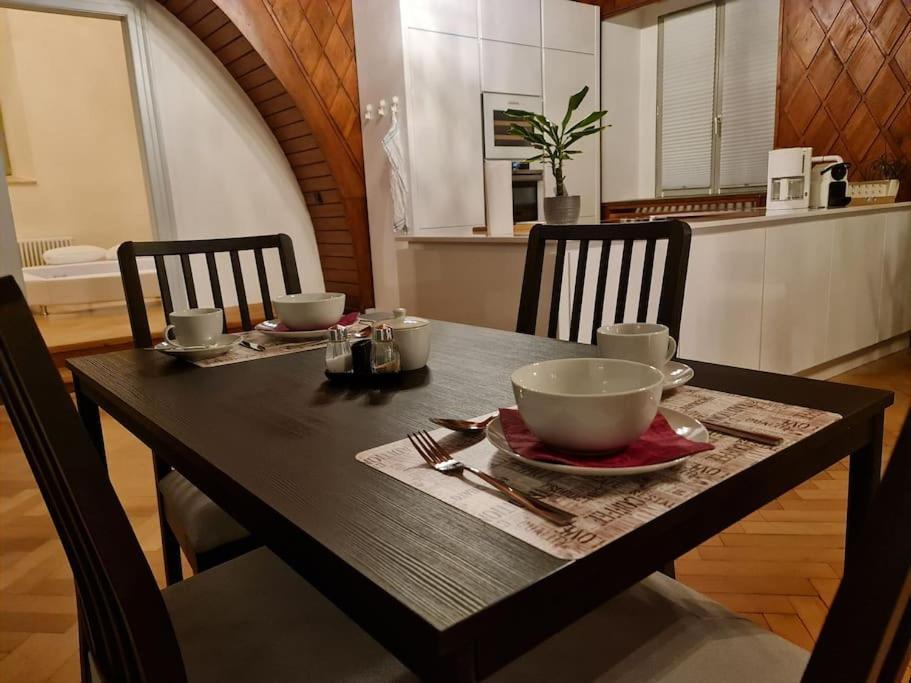 Appartements In Schoner Burganlage イェーナ エクステリア 写真
