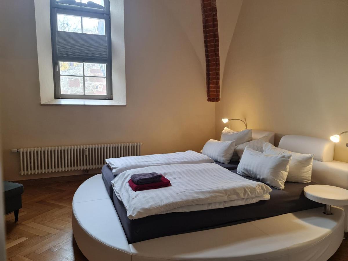 Appartements In Schoner Burganlage イェーナ エクステリア 写真
