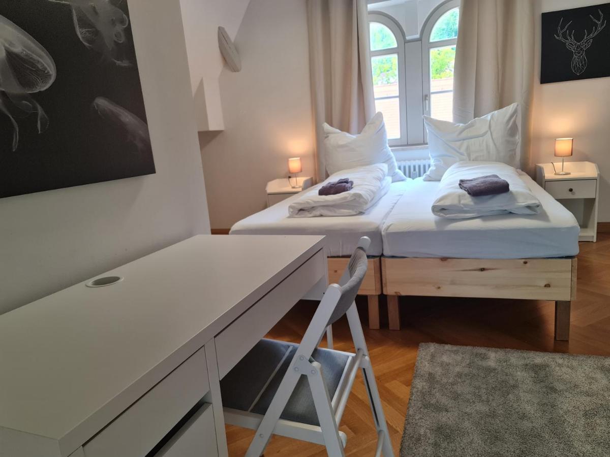 Appartements In Schoner Burganlage イェーナ エクステリア 写真